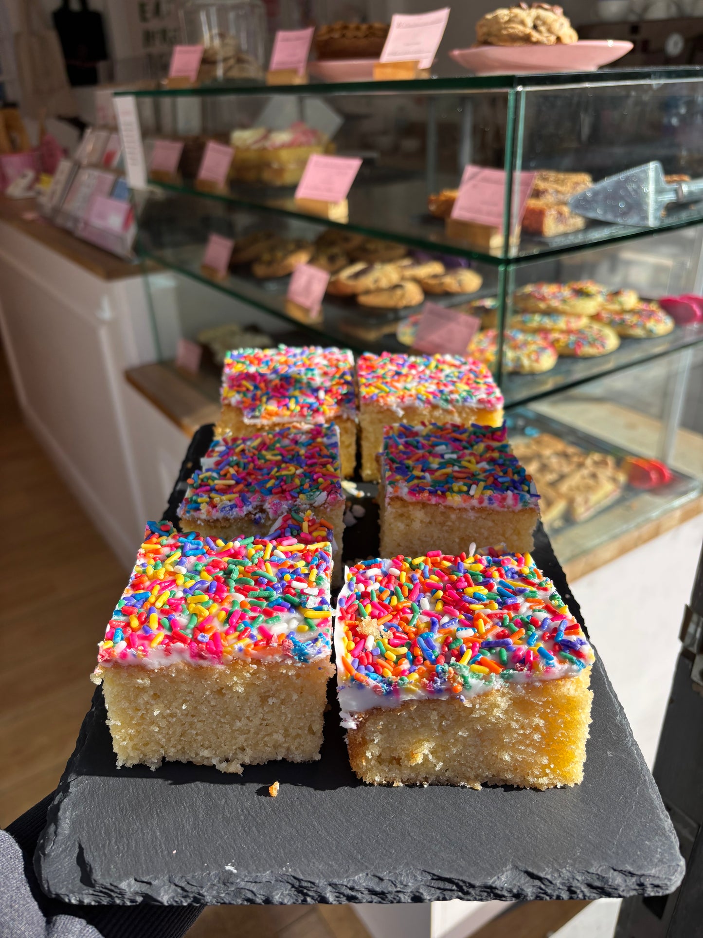 Old School Cake x 6
