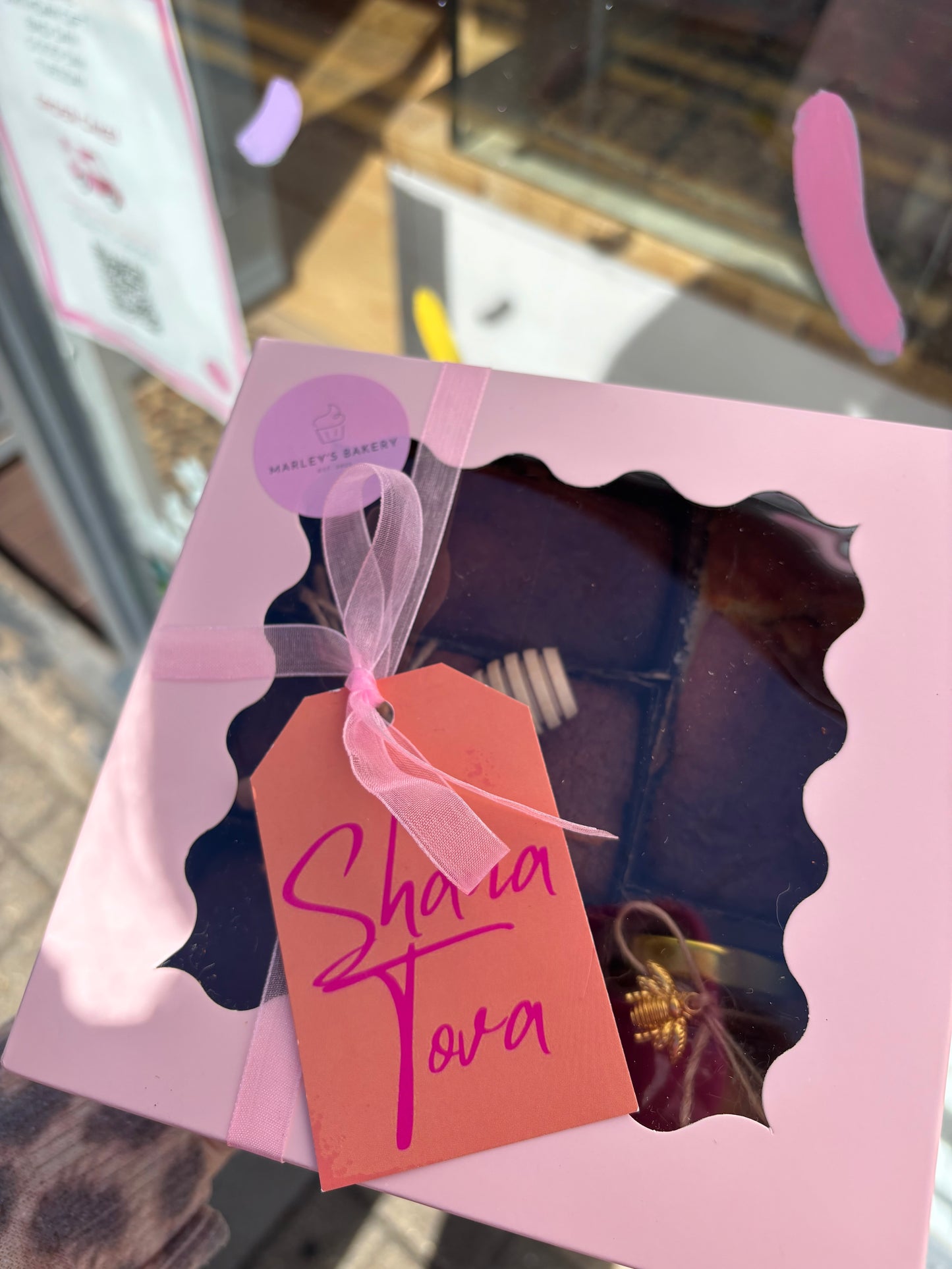 Honey Cake Gift Box