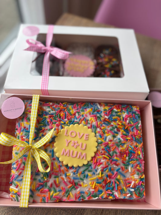 Mother’s Day Old School Cake